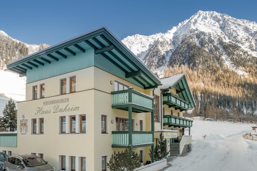 Ferienwohnungen Haus Daheim Langenfeld Luaran gambar